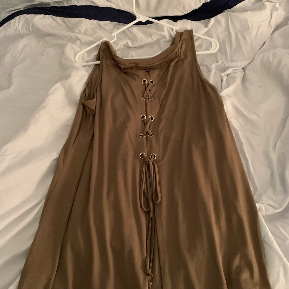 Sleeveless blouse